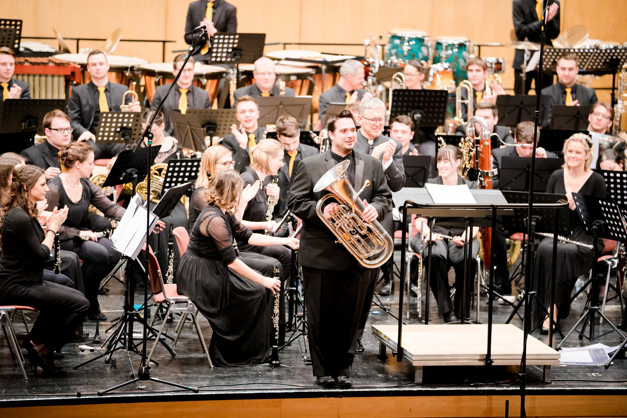 den vollen symphonischen Klang